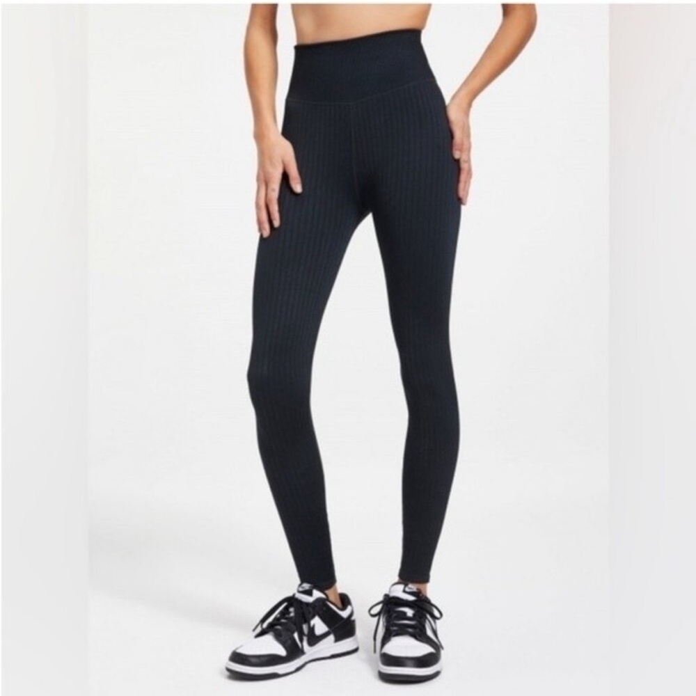 NWT Good American Black Ribbed Seamless Leggings - Picture 2 of 2